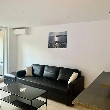 Grand Standing Avec Terrasse Et Parking